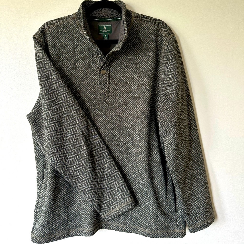 G. H & Co. Pullover